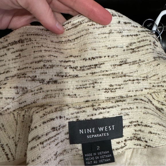 Nine West separates jacket, size 2, great fit and fabric. Very good condition - Picture 8 of 9